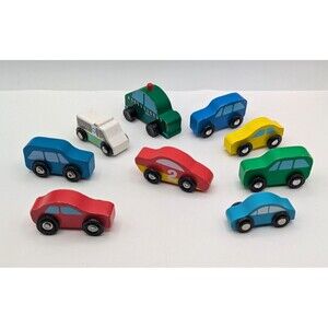 Wooden Town Vehicle Lot 9 Melissa & Doug and other Vehicles